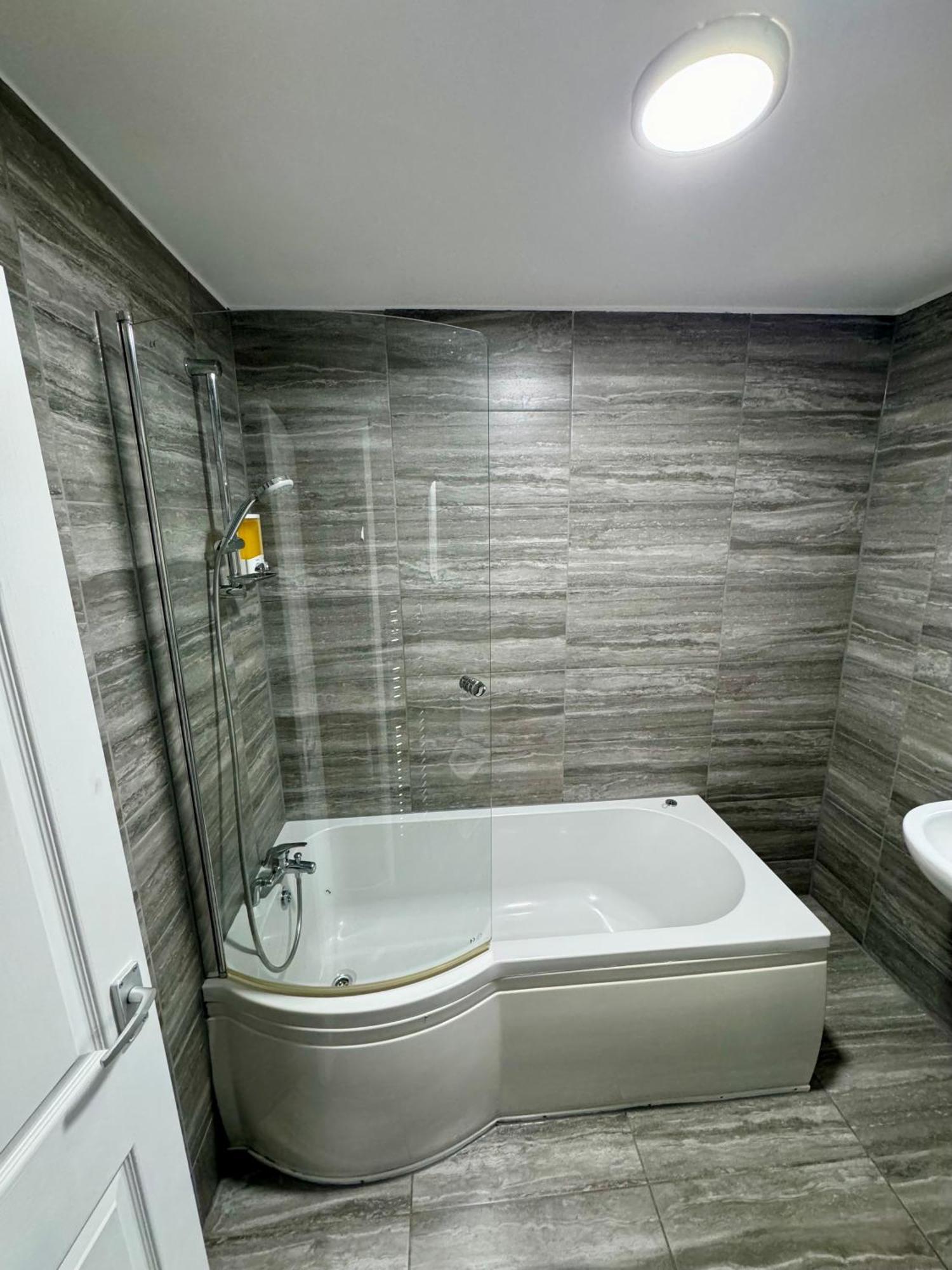 Florina S House 4 Bedrooms Villa Rugeley Luaran gambar